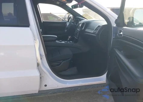 2019 Jeep Grand Cherokee Upland 4X4 из США, поврежденный, VIN 1C4RJFAG4KC687763